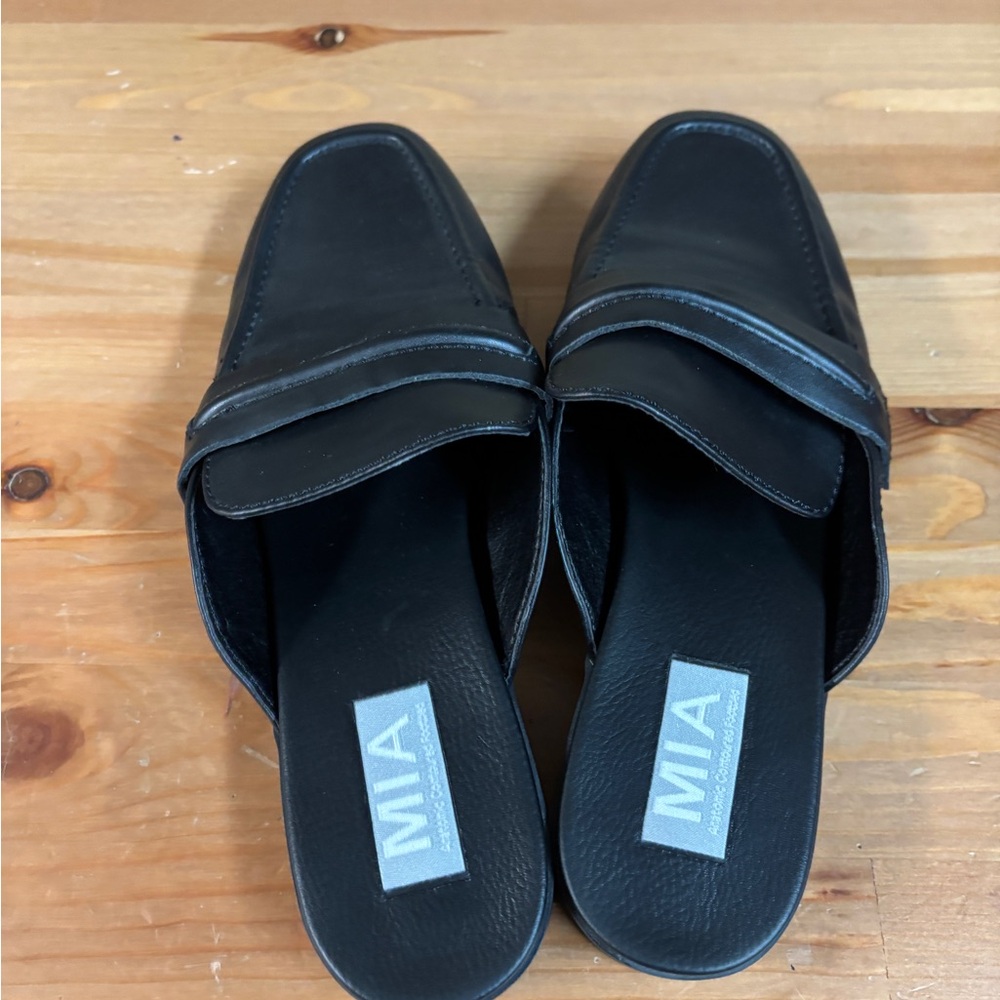 MIA Classic Black Loafers